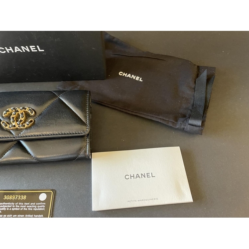 165 - New & Unused Chanel lambskin CC 2019 Quilted Leather Flap Wallet Black with Leather and Goldtone  Ch... 