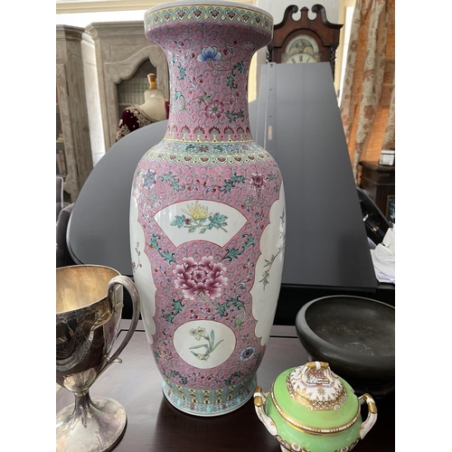 62 - Large 20th century Chinese porcelain vase, approx 62cm H