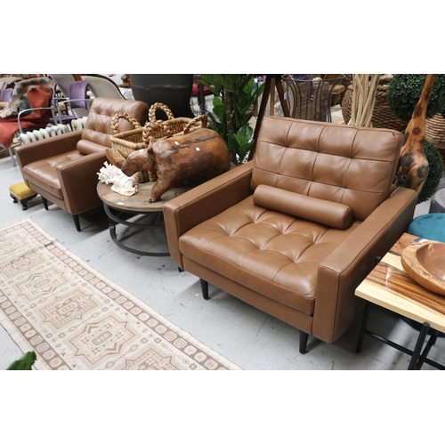 30 - Pair of modern leather armchairs (2)