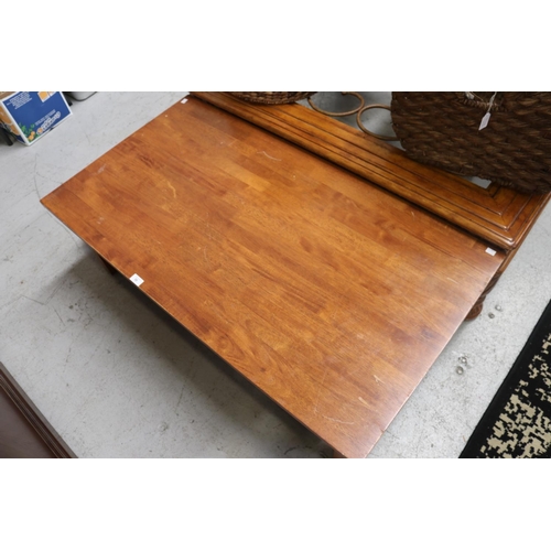 58 - Coffee table, approx 40cm H x 122cm W x 66cm D