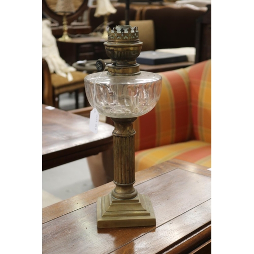 107 - Antique French oil lamp, with clear glass reservoir, approx 37cm H