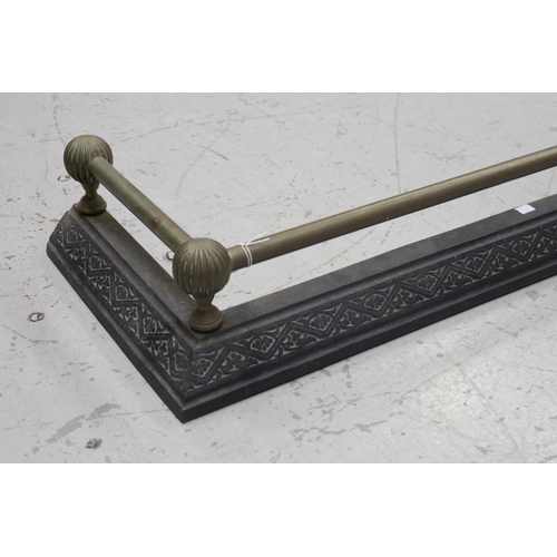 190 - Antique cast iron and brass fire fender, approx 16cm H x 137cm W x 39cm D