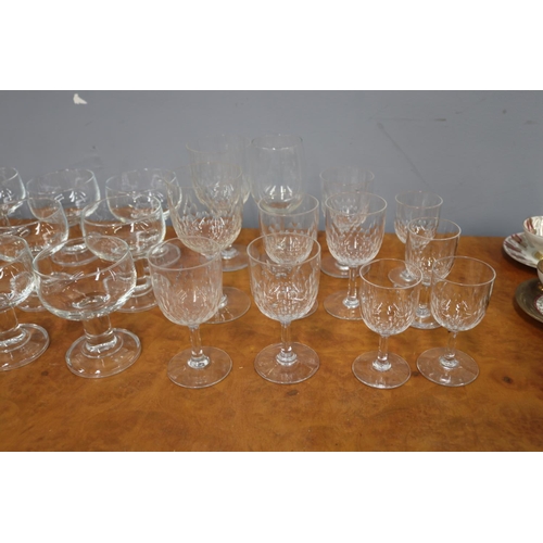 124 - Lot of glassware