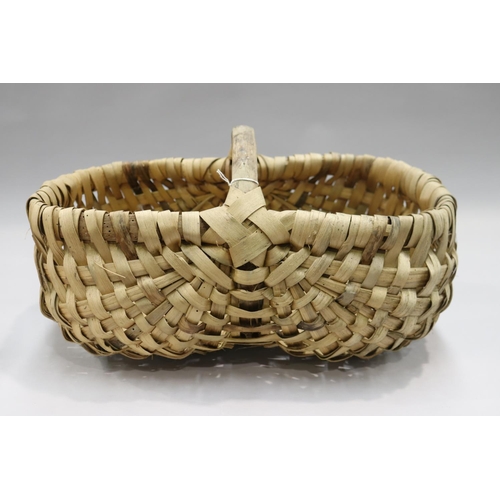 90 - Two French pickers baskets, approx 28cm H (including handle) x 54cm W x 33cm D and smaller (2)