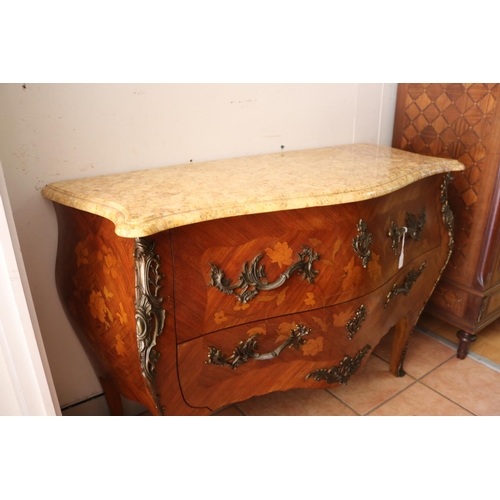 1006 - Good quality vintage French Louis XV revival marble topped commode, floral marquetry two drawers, al... 