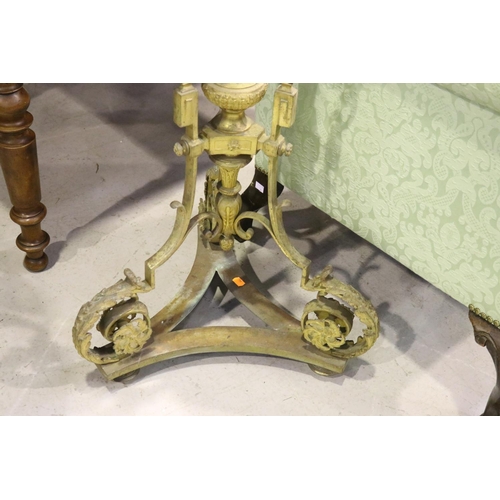 1609 - Elaborate antique French heavy cast brass tri form support oil lamp, approx 164cm H