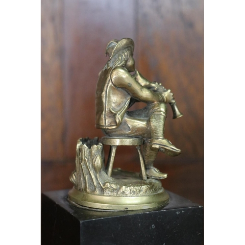 1688 - Unknown antique bronze figure of a man playing bagpipes on black marble base, unmarked, approx 16cm ... 