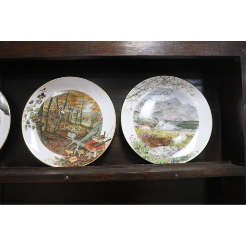 1738 - Set of twelve Royal Worcester cabinet plates, each approx 23.5cm Dia (12)
