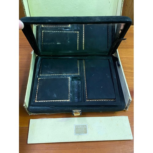 482 - French Paris boxed travelling set, damaged