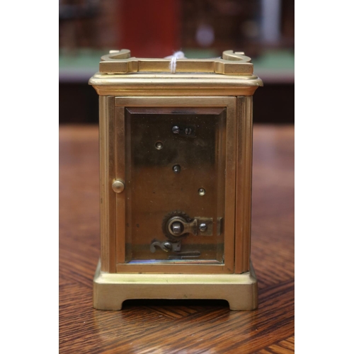 1649 - Antique brass cased carriage clock, has key, unknown working condition, approx 12cm H (excluding han... 