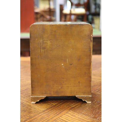 1667 - Antique Japanese export lacquered table top cabinet, approx 20cm H x 15cm W x 8.5cm D