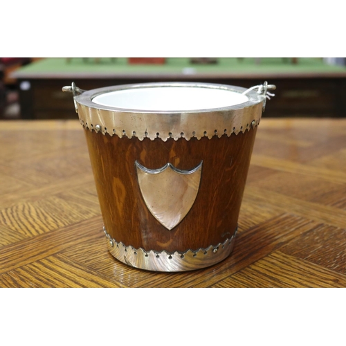 1669 - Antique wooden ice bucket, with ceramic liner, approx 14cm H (excluding handle) x 16cm Dia