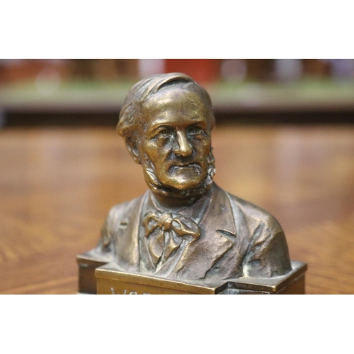 1684 - Small bronze Wagner bust, approx 8cm H x 7.5cm W