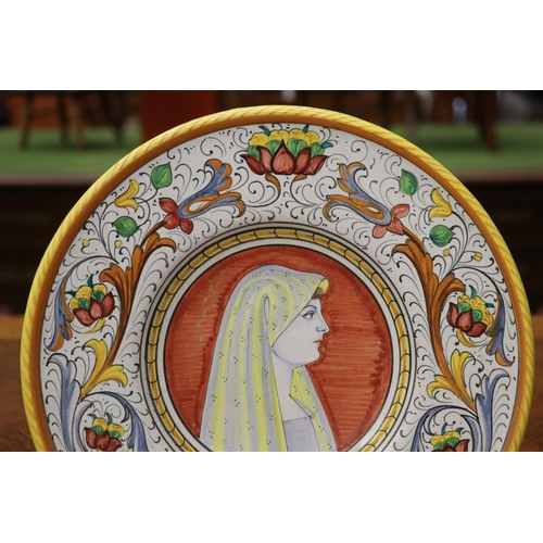 1695 - Vintage Italian Majolica Ars Deruta plate, approx 26cm Dia