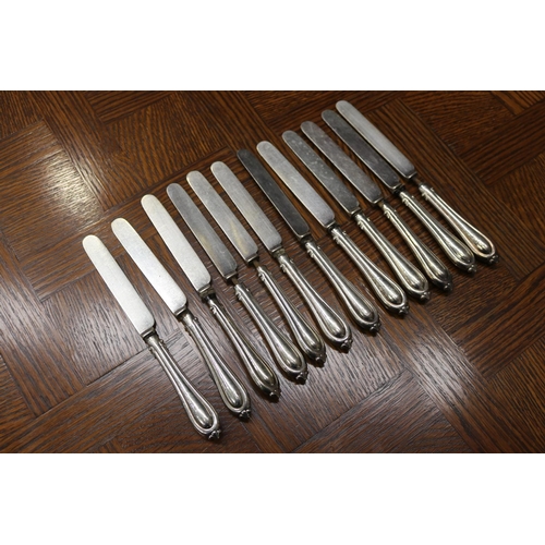 1701 - Set of twelve silver handled knives, various conditions