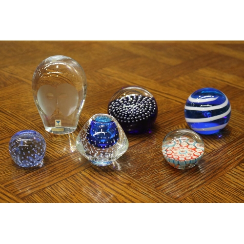 1751 - Good lot of art glass paperweights, approx 12cm H and shorter