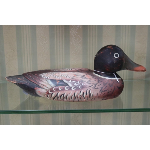 1095 - Painted decoy duck, approx 14cm H x 37cm L
