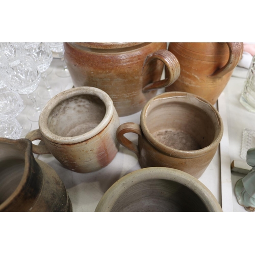 259 - Group lot of earthenware, all with damages, sold as is, approx 23cm H and shorter