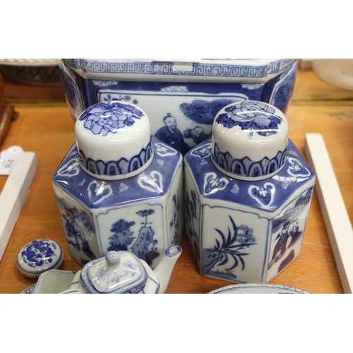 313 - Modern blue and white oriental pieces, approx 17cm H x 24cm W and smaller