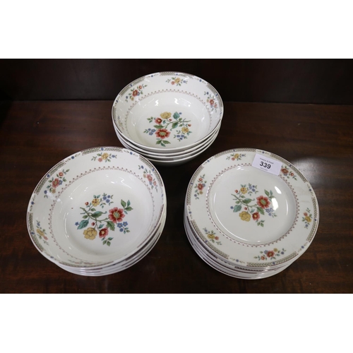 339 - Royal Doulton Kingswood plates and bowls, each approx 16cm Dia