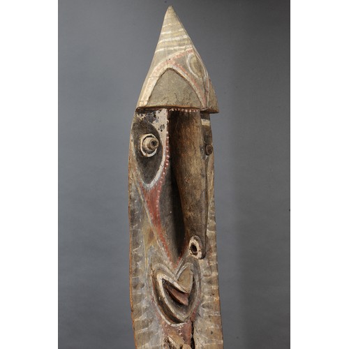 50 - Fine Kwoma Spirit Figure, Washkuk Hills, Namau Ablatar, Upper Sepik River, Papua New Guinea. Carved ... 