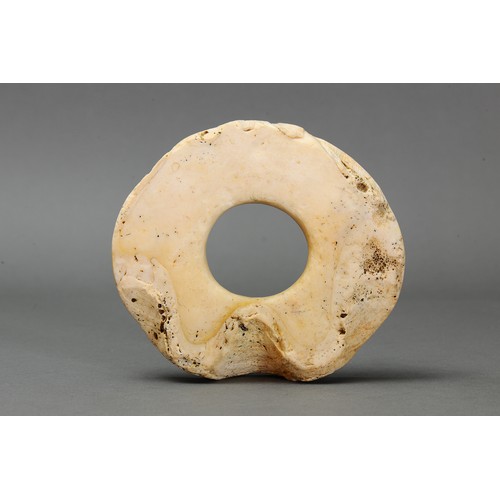 141 - Fine early Large Barava Clamshell Currency Ring, New Georgia, Solomon Islands. Carved tridacna clam ... 