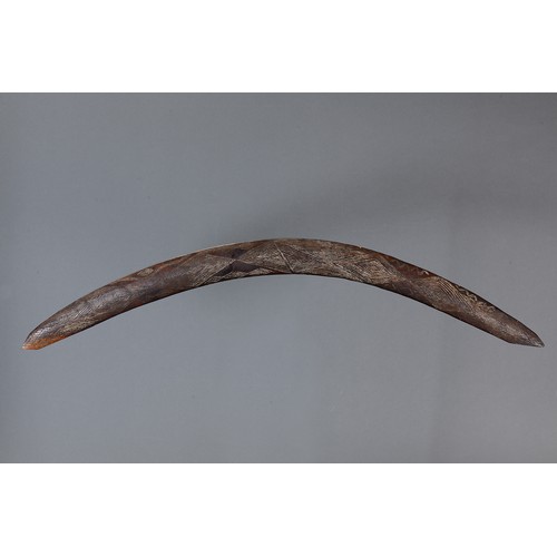 164 - Early Engraved Boomerang, Western New South Wales / Southern Queensland. Carved and engraved hardwoo... 