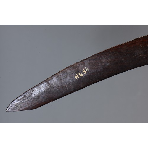 164 - Early Engraved Boomerang, Western New South Wales / Southern Queensland. Carved and engraved hardwoo... 