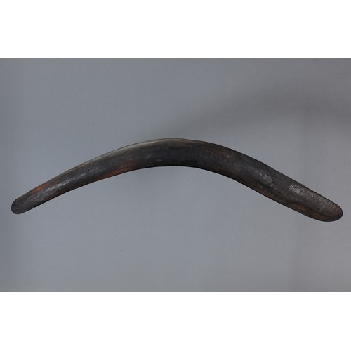 170 - Early Hunting Boomerang, Central Australia, Northern Territory. Carved hardwood. Approx L71 x 6.5cm.... 