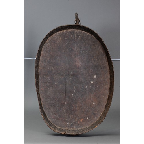 218 - Fine early Large Highlands Plate, Papua New Guinea. Carved hardwood. Approx L69 x 45cm. PROVENANCE E... 