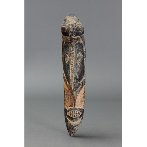 241 - Fine early Middle Sepik Mask with pointy nose, Papua New Guinea. Carved and engraved hardwood and na... 