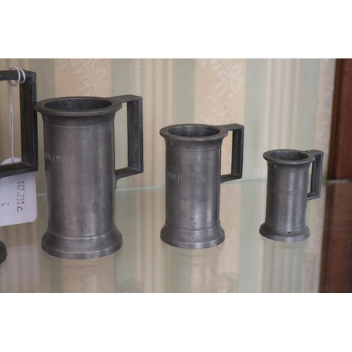 1024 - Set of six French pewter measures, approx 18cm and smaller (6)