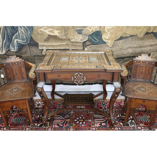 1189 - Traditional Moroccan inlaid table with matching armchairs, well appointed inlay, table approx 78cm h... 