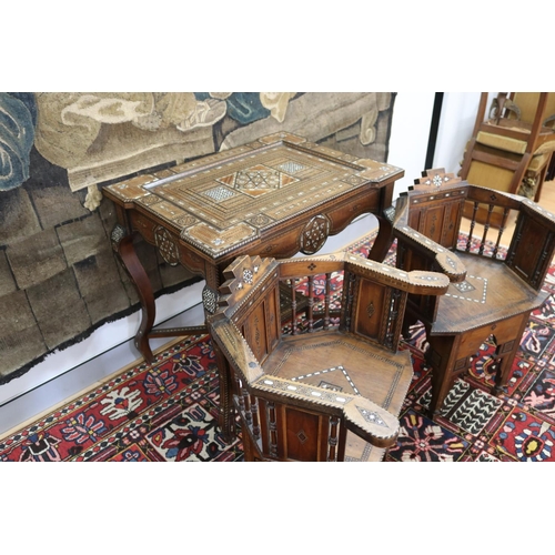 1189 - Traditional Moroccan inlaid table with matching armchairs, well appointed inlay, table approx 78cm h... 