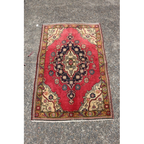 1208 - Persian Tabriz hand knotted carpet, approx 145cm x 93cm