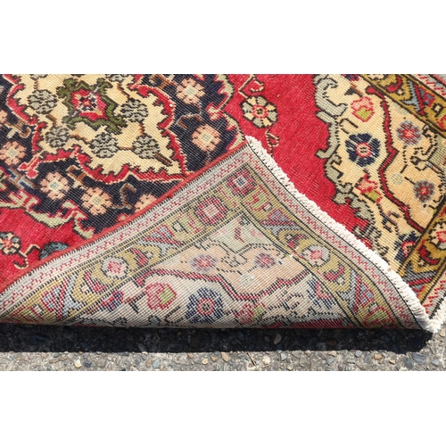 1208 - Persian Tabriz hand knotted carpet, approx 145cm x 93cm