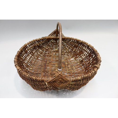 1258 - Two French woven pickers baskets, approx 34cm H (including handle) x 47cm W x 36cm D and shorter (2)