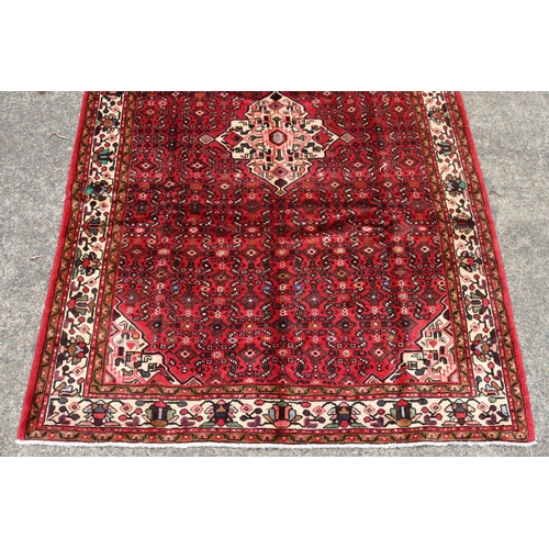 1272 - Handmade Persian Hamedan, 100% Wool carpet, approx 305cm x 203cm