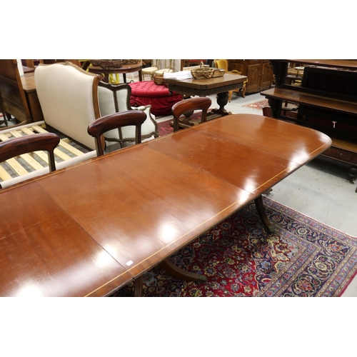 1288 - Reproduction Regency style D end triple pedestal extension dining table with 2 extension leaves, app... 