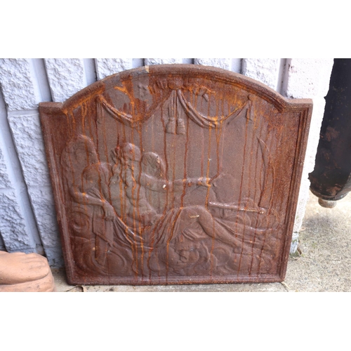 1361 - Antique French cast iron fireback, approx 56cm H x 57cm W