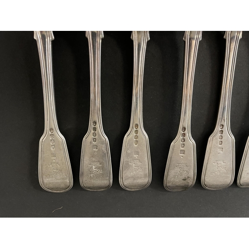 131 - Set of ten antique Georgian hallmarked sterling silver fiddle and thread dinner forks, with Crest, L... 
