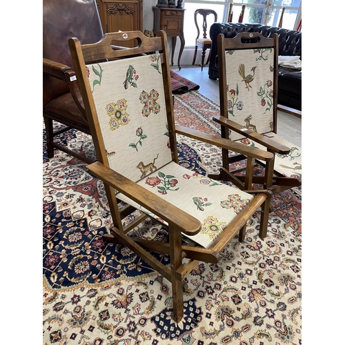 226 - Pair of vintage Mulberry of London folding deck chairs (2)
