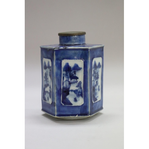 1010 - Antique Chinese blue & white tea caddy of hexagonal form, reigns marks to base, approx 12cm H x 8cm ... 