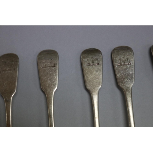 1015 - Set of six antique William IV hallmarked sterling silver spoons, by Christopher Cummins junior, Dubl... 