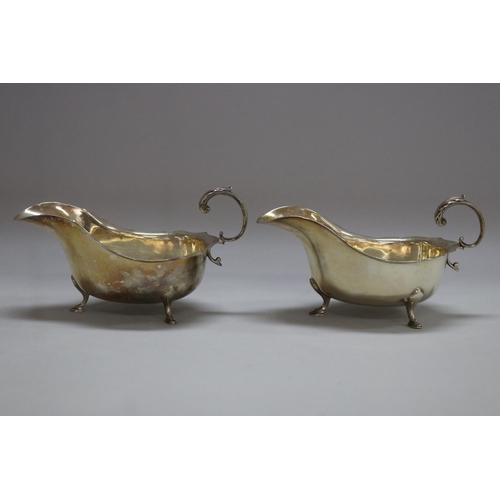 1259 - Pair of sterling silver sauce boats, Birmingham 1929-30, Barker Bros silver Ltd, total approx 300 gr... 