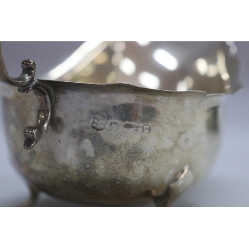 1259 - Pair of sterling silver sauce boats, Birmingham 1929-30, Barker Bros silver Ltd, total approx 300 gr... 