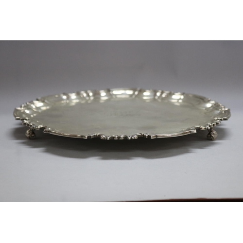 1262 - Large Edward VII hallmarked sterling silver salver, 1901-2, maker London William Hutton and Sons Ltd... 