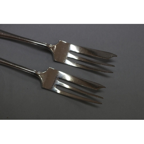 1265 - Set of six sterling silver cocktail forks, cased, forks approx 95 grams & case approx 2.5cm H x 17cm... 