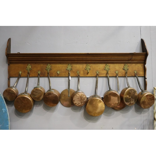 1220 - Antique French carved oak kitchen pot hanger with a set of heavy copper French saucepans, rack appro... 