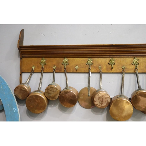 1220 - Antique French carved oak kitchen pot hanger with a set of heavy copper French saucepans, rack appro... 